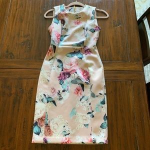 Beautiful Calvin Klein dress.